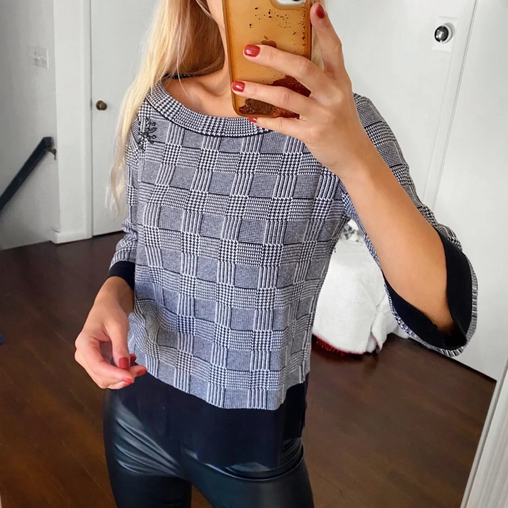 🔘 BETTY BARCLAY BLACK WHITE HOUNDSTOOTH PLAID KNIT SWEATER!